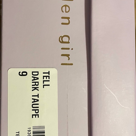 Madden Girl - Picture 6 of 6